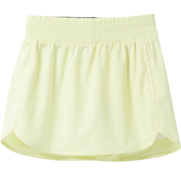 prAna peak to pavement skort lime squeeze medium - Picture 2 of 6